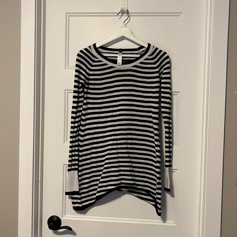 Ivivva size 12 black and white cotton sweater.